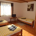Herberg приватна гоф - гірський релакс Hof - Mountain Retreat & Near Dragobrat, Bukovel *