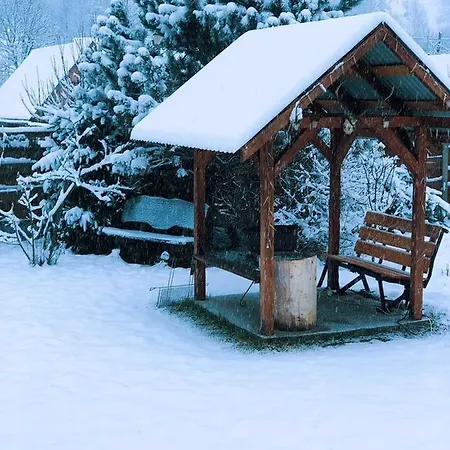Herberg приватна гоф - гірський релакс Hof - Mountain Retreat & Near Dragobrat, Bukovel Yasinya