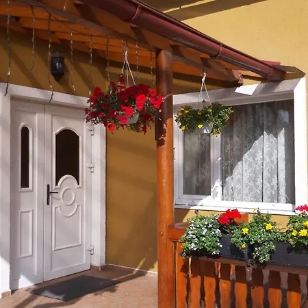 イン приватна гоф - гірський релакс Hof - Mountain Retreat & Near Dragobrat, Bukovel
