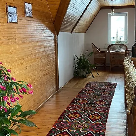приватна гоф - гірський релакс Hof - Mountain Retreat & Near Dragobrat, Bukovel Zajazd