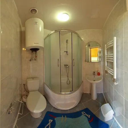 Inn приватна гоф - гірський релакс Hof - Mountain Retreat & Near Dragobrat, Bukovel
