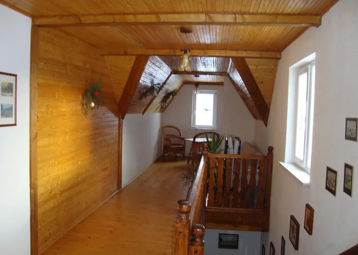 приватна гоф - гірський релакс Hof - Mountain Retreat & Near Dragobrat, Bukovel * Jasina