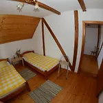 приватна гоф - гірський релакс Hof - Mountain Retreat & Near Dragobrat, Bukovel 宾馆