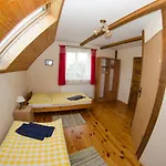 приватна гоф - гірський релакс Hof - Mountain Retreat & Near Dragobrat, Bukovel * 亚西尼亚