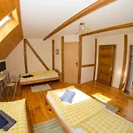 приватна гоф - гірський релакс Hof - Mountain Retreat & Near Dragobrat, Bukovel *
