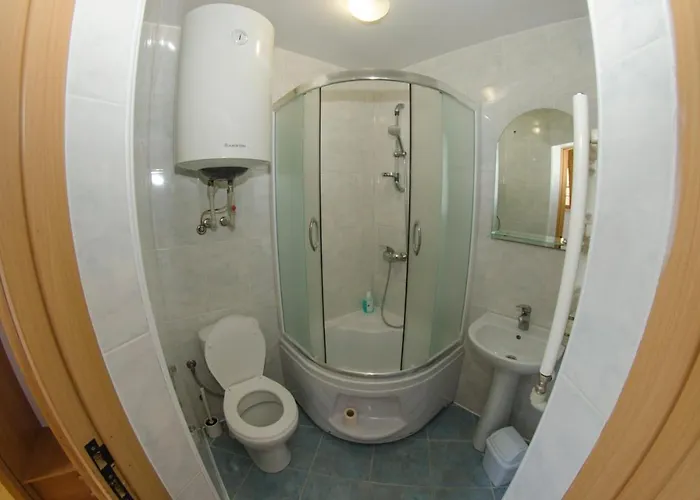 приватна гоф - гірський релакс Hof - Mountain Retreat & Near Dragobrat, Bukovel Inn Yasinya