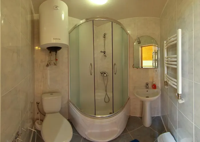 Inn приватна гоф - гірський релакс Hof - Mountain Retreat & Near Dragobrat, Bukovel