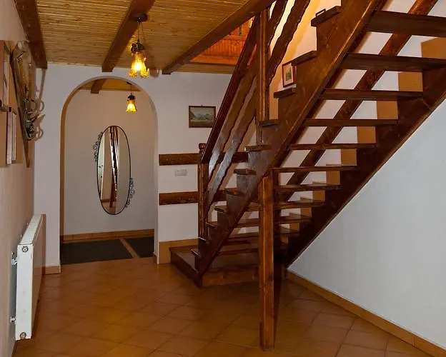 Inn приватна гоф - гірський релакс Hof - Mountain Retreat & Near Dragobrat, Bukovel