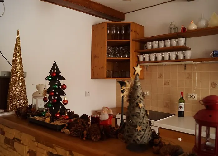 Inn приватна гоф - гірський релакс Hof - Mountain Retreat & Near Dragobrat, Bukovel *